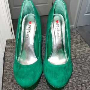 Green Platform Pumps High Heels